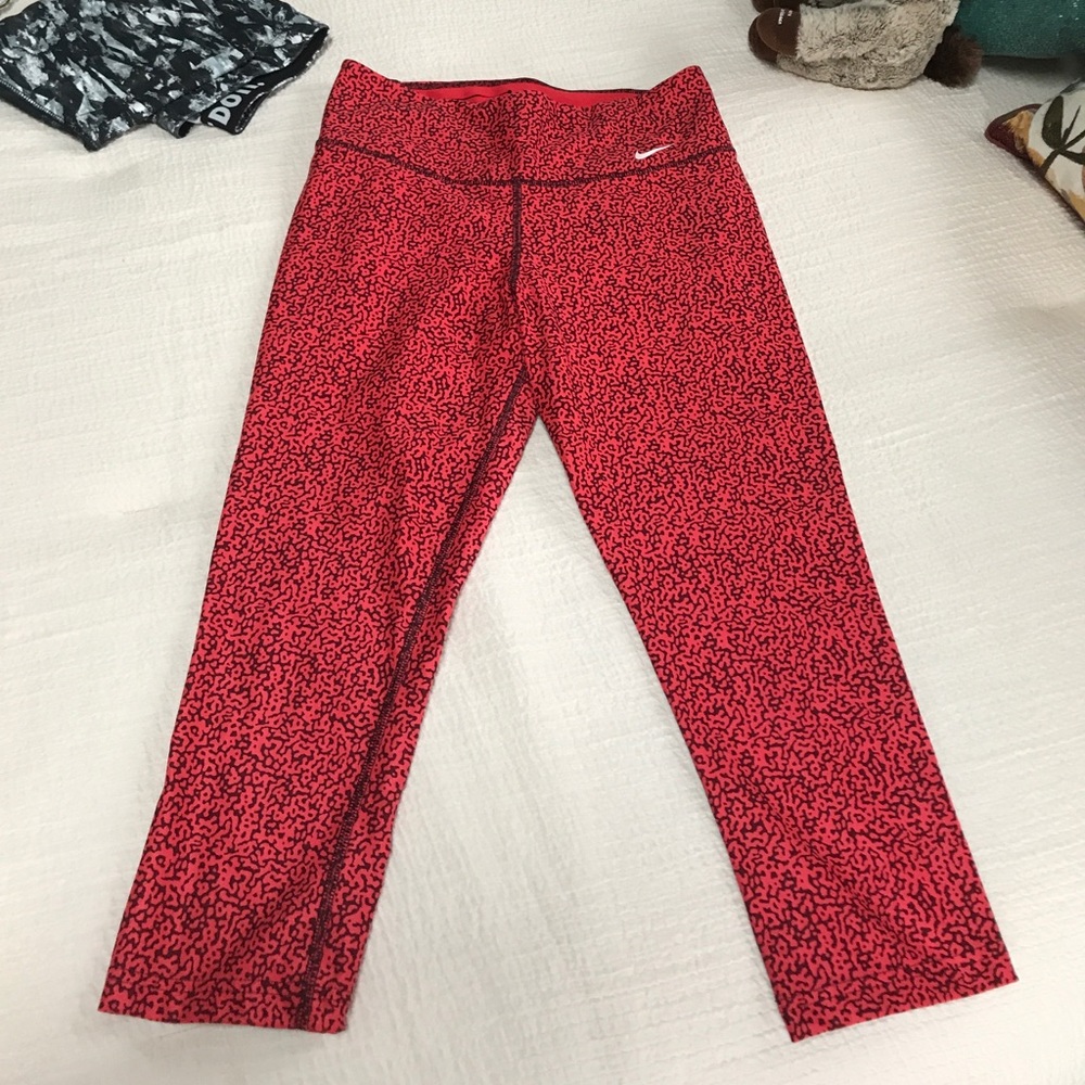 Nike dri fit size small